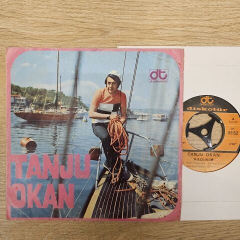 Tanju Okan – Kadınım / Yolculuk 45LİK PLAK