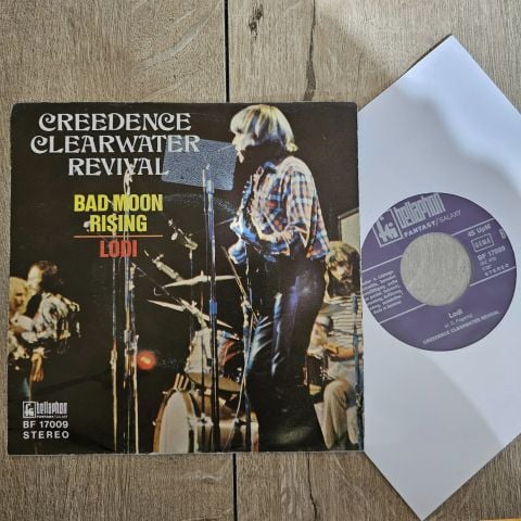 Creedence Clearwater Revival – Bad Moon Rising / Lodi 45LİK PLAK
