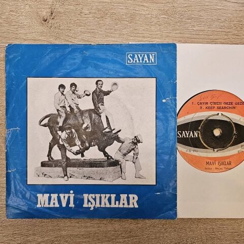 Mavi Işıklar – Çayır Çimen Geze Geze / Keep Searchin' / Out Of Sight / Yayla Çiçeği 45LİK PLAK