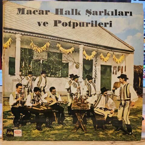 Darvaş – Macar Halk Şarkıları ve Potpurileri LP PLAK