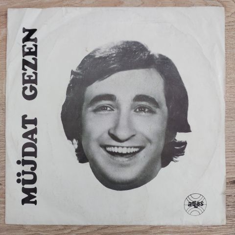 Müjdat Gezen – Lambaya Püf Deme 45LİK PLAK