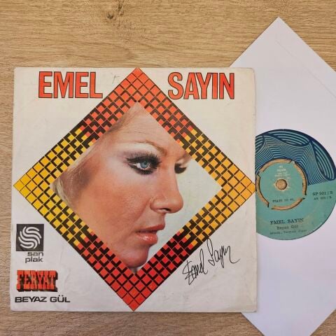 Emel Sayın – Feryat / Beyaz Gül 45LİK PLAK