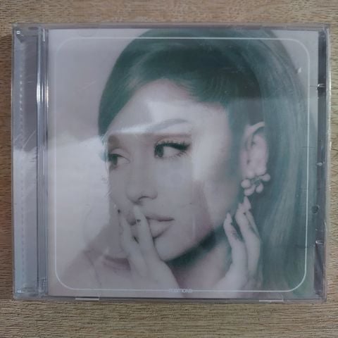 ARİANA GRANDE - POSİTİONS CD