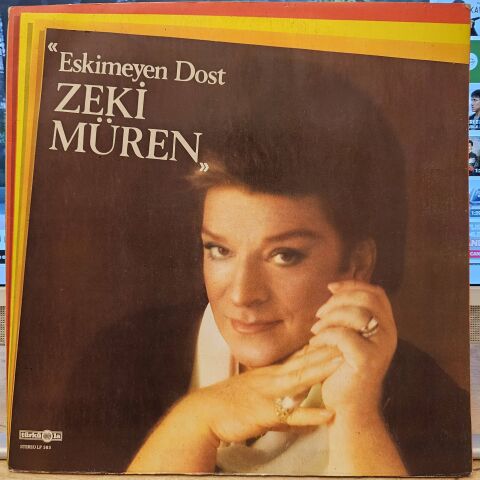 Zeki Müren – Eskimeyen Dost LP PLAK