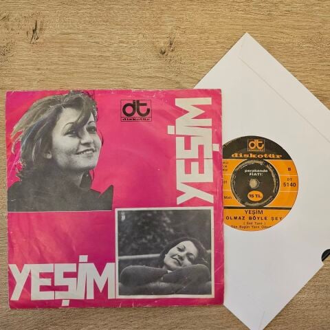 Yeşim – Aşk Alfabesi / Olmaz Böyle Şey 45LİK PLAK