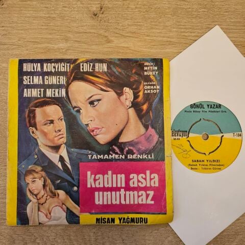 Gönül Yazar – Nisan Yağmuru / Sabah Yıldızı 45LİK PLAK