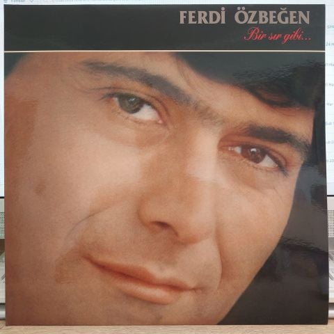 FERDİ ÖZBEĞEN - BİR SIR GİBİ LP PLAK