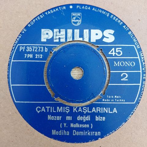 Mediha Demirkıran – Ağla Gitar / Çatılmış Kaşlarınla 45LİK PLAK