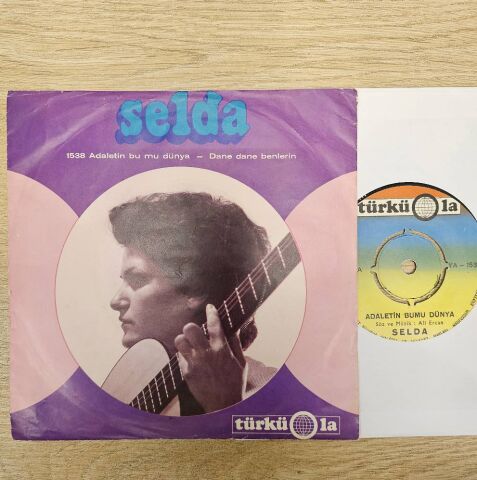 Selda Bağcan – Adaletin Bu Mu Dünya / Dane Dane Benlerin 45LİK PLAK