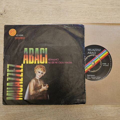 Muazzez Abacı – Kemancı / Ne İdi Ne Oldu Halim 45LİK PLAK