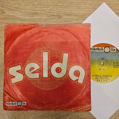Selda – Almanya Acı Vatan / Kıymayın Efendiler 45LİK PLAK