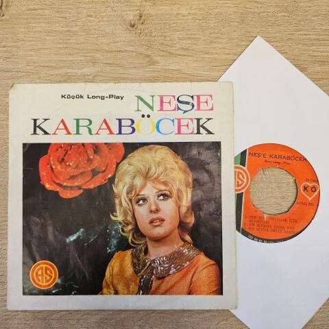 Neşe Karaböcek – Neşe Karaböcek 6 ŞARKILIK 45LİK PLAK