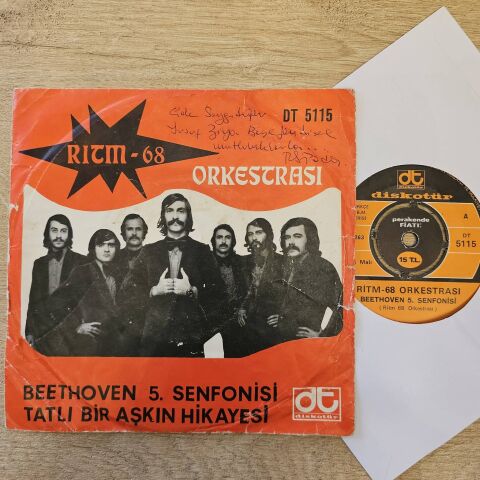 Ritm-68 Orkestrası – Beethoven 5. Senfonisi / Tatlı Bir Aşkın Hikayesi 45LİK PLAK