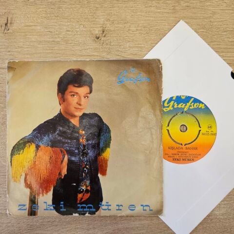 Zeki Müren – Kışlada Bahar / Alma Mazlumun Ahını 45LİK PLAK
