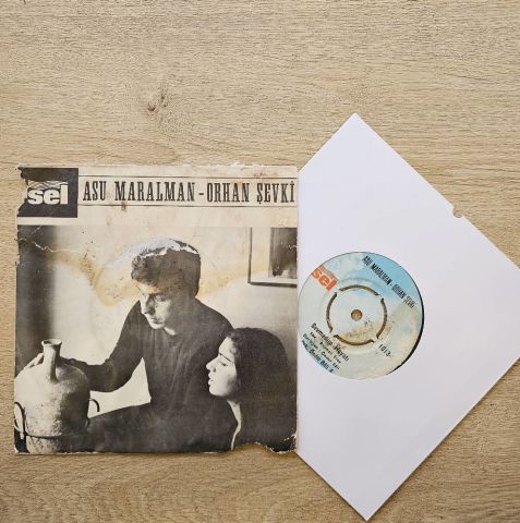 Asu Maralman - Orhan Şevki – Hudey Hudey / Sevmedim Hayatı 45LİK PLAK.