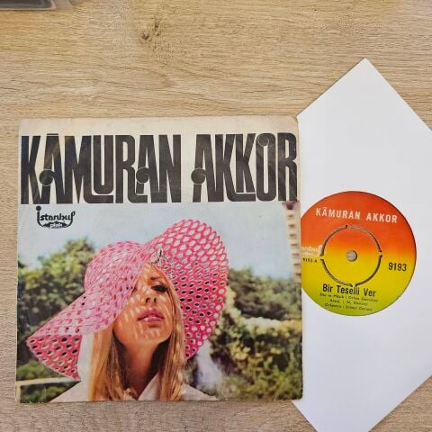 Kamuran Akkor – Bir Teselli Ver / Tövbeler Olsun 45LİK PLAK