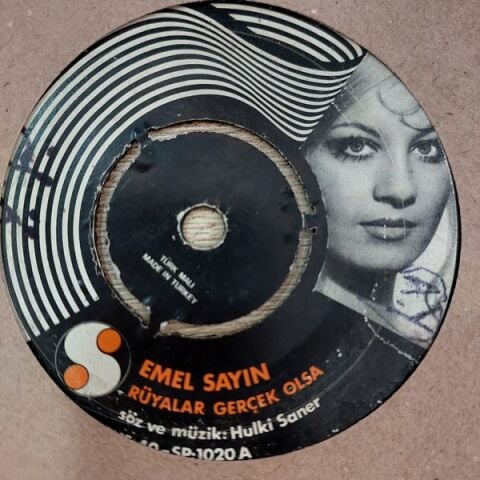 Emel Sayın – Rüyalar Gerçek Olsa 45LİK PLAK