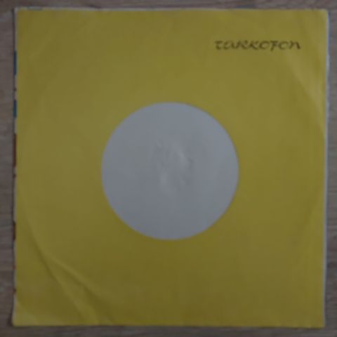 Neşe Karaböcek – Seher Vakti / Uykudamısın Sevgili Yarim 45LİK PLAK