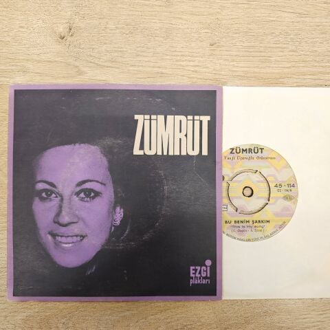 Zümrüt – Bu Benim Şarkım / Aşk Sönmesin 45LİK PLAK