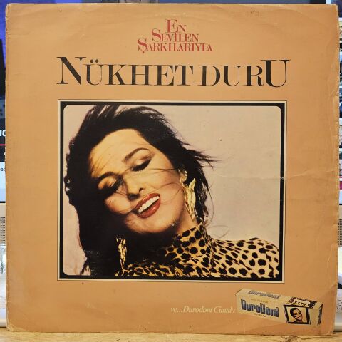 Nükhet Duru – En Sevilen Şarkılarıyla Nükhet Duru LP PLAK