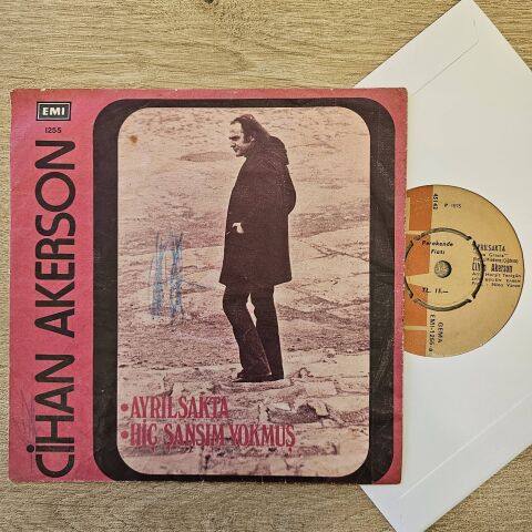 Cihan Akerson – Ayrılsakta / Hiç Şansım Yokmuş 45LİK PLAK