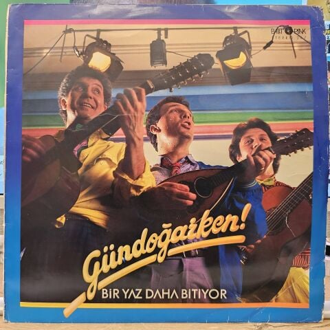 Grup Gündoğarken – Bir Yaz Daha Bitiyor LP PLAK