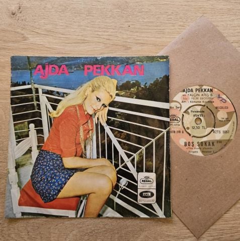 Ajda Pekkan – Boş Sokak / Çapkın 45LİK PLAK