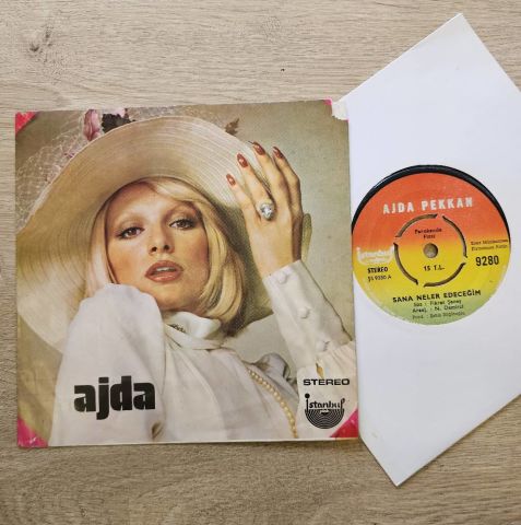 Ajda Pekkan – İnanmam / Nasılsın, İyi Misin 45LİK PLAK