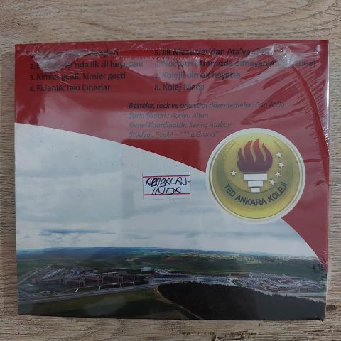 CAN ATİLLA - 80 YILIN HİKAYESİ CD