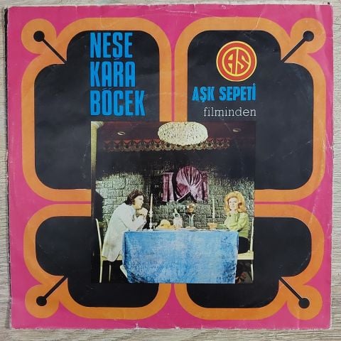 Neşe Karaböcek – İntizar / Karlı Bir Kış Günü 45LİK PLAK