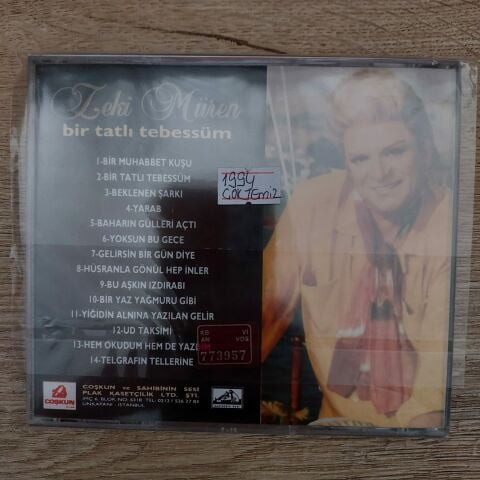ZEKİ MÜREN - BİR TATLI TEBESSÜM CD
