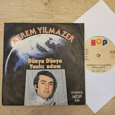 Kerem Yılmazer – Dünya Dünya / Yalnız Adam 45LİK PLAK