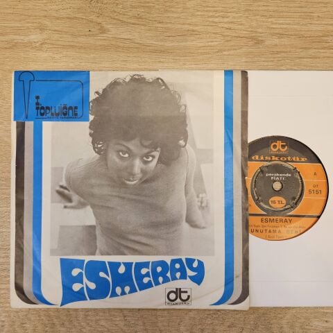 Esmeray – Unutama Beni / Ayrılık Olsa Bile 45LİK PLAK
