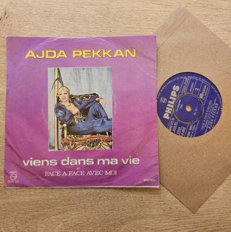 Ajda Pekkan – Viens Dans Ma Vie / Face A Face Avec Moi 45LİK PLAK