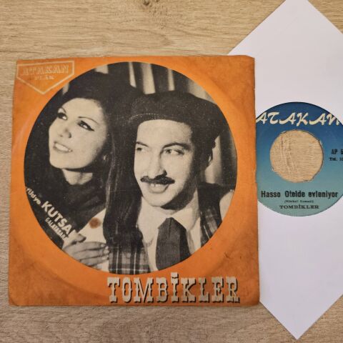 TOMBİKLER - HASSO OTELDE 45LİK PLAK