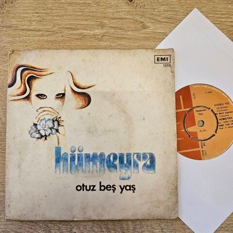 HÜMEYRA - OTUZ BEŞ YAŞ 45LİK PLAK