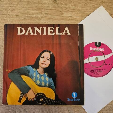 Daniela – Saadet Şarabı / Tekrar Yak Lambayı 45LİK PLAK