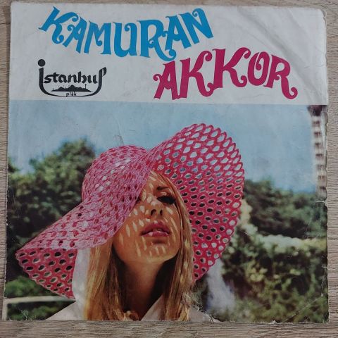 Kâmuran Akkor – Bir Teselli Ver / Tövbeler Olsun 45LİK PLAK