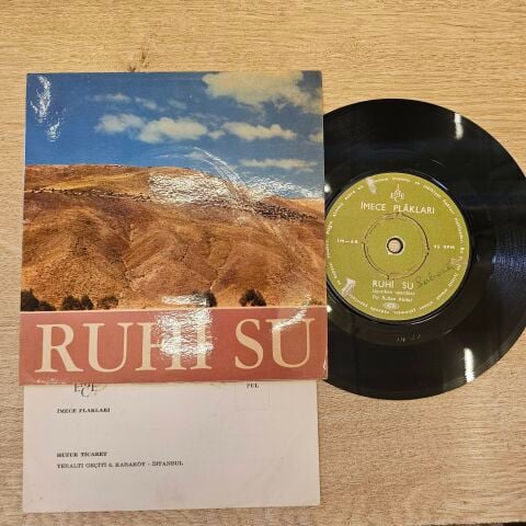 Ruhi Su – Uyuriken Uyardılar / Yine Bir Gariplik Düştü Serime 45LİK PLAK