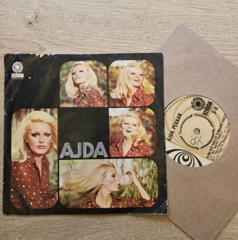 Ajda Pekkan – Kaderimin Oyunu / Kimler Geldi Kimler Geçti 45LİK PLAK