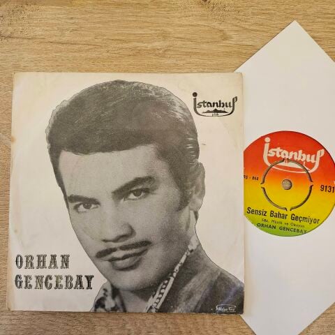 Orhan Gencebay – Başa Gelen Çekilir / Sensiz Bahar Geçmiyor 45LİK PLAK