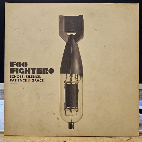 Foo Fighters – Echoes, Silence, Patience & Grace LP PLAK