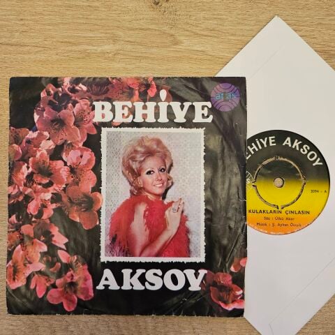 Behiye Aksoy – Kulakların Çınlasın / Sevilde Sevme Sonra Yanarsın 45LİK