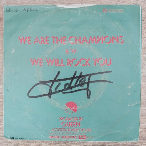 Queen – We Are The Champions B/W We Will Rock You 45LİK PLAK
