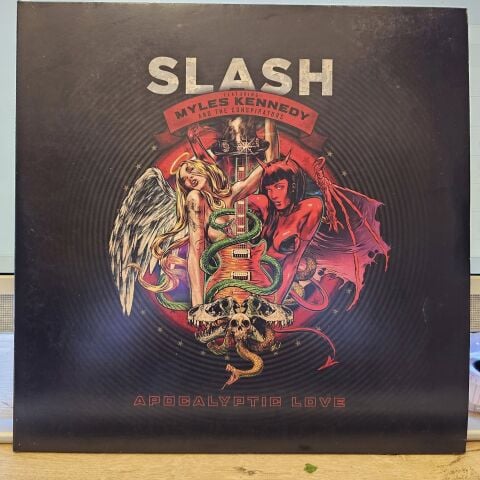 Slash Featuring Myles Kennedy And The Conspirators – Apocalyptic Love LP PLAK