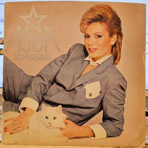 Ajda Pekkan – Süperstar '83