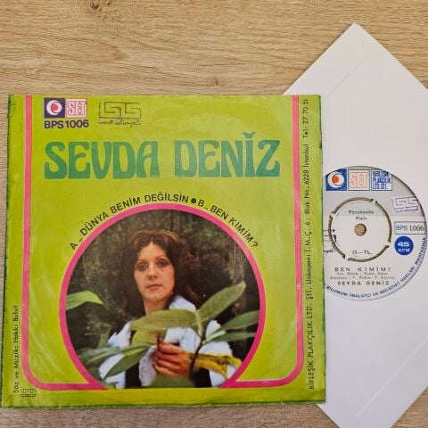 Sevda Deniz – Dünya Benim Değilsin / Ben Kimim? 45LİK PLAK