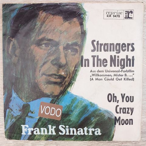 Frank Sinatra – Strangers In The Night 45LİK PLAK