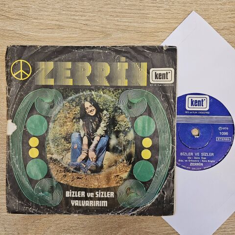 Zerrin Özer – Bizler Ve Sizler / Yalvarırım 45LİK PLAK