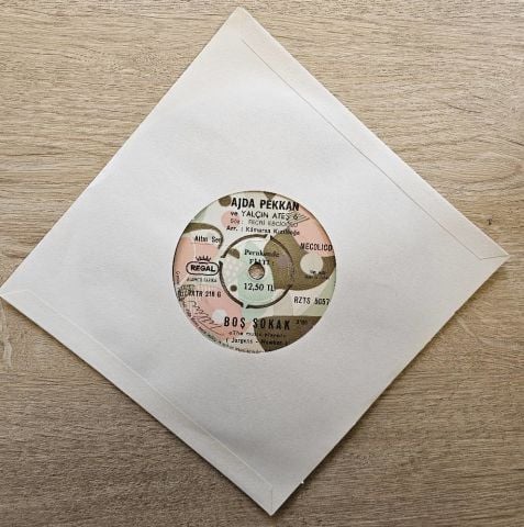 AJDA PEKKAN - BOŞ SOKAK 45LİK PLAK